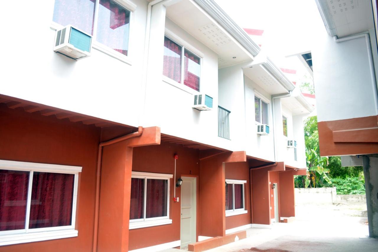 Ashley And Bill'S Suites 'N Garden Hotel And Vacation Homes Carcar 外观 照片